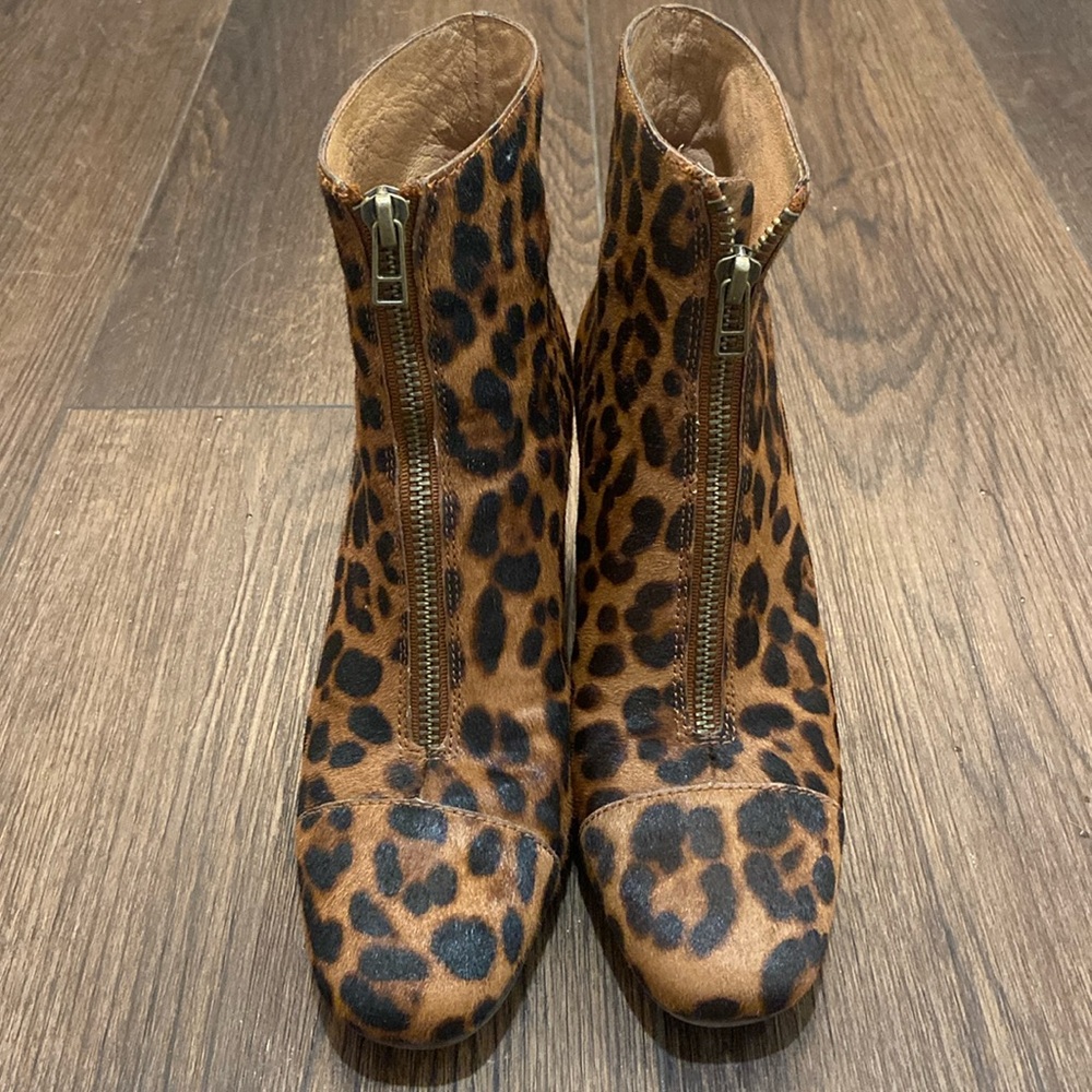 EUC Madewell Leopard Print boots, 6.5